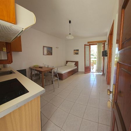 Drosia Apartments Platanias  المظهر الخارجي الصورة